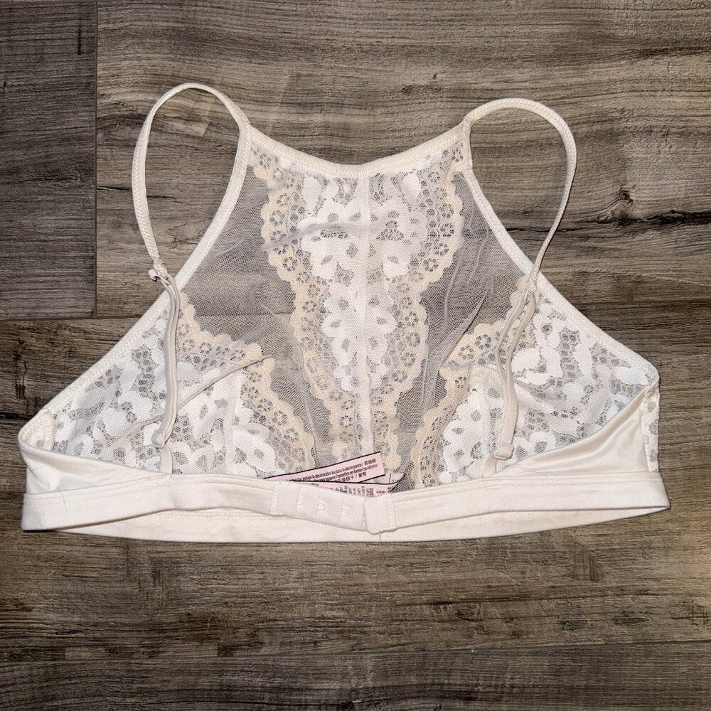 Victoria’s‎ Secret Pink and White Body by Victoria Lace Bralette Size medium - Picture 2 of 4